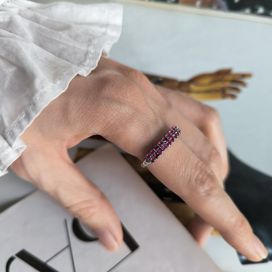 Серебряное кольцо с рубином