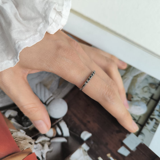 Серебряное кольцо без камней