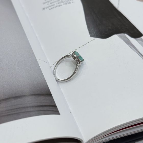 Серебряное кольцо с изумрудом 1.708ct