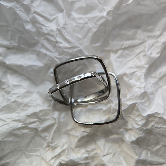 Серебряное кольцо с фианитами