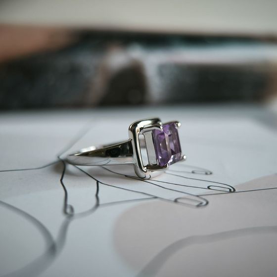 Серебряное кольцо с аметистом 2.4ct
