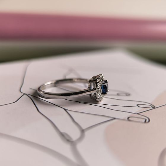 Серебряное кольцо с сапфиром nano 0.32ct