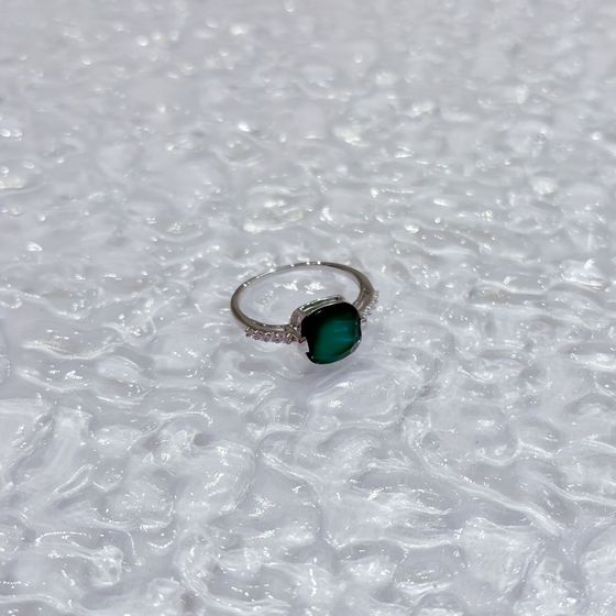 Серебряное кольцо с агатом
