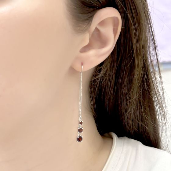 Серебряные серьги с гранатом 2.105ct