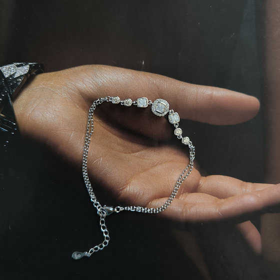 Серебряный браслет с фианитами