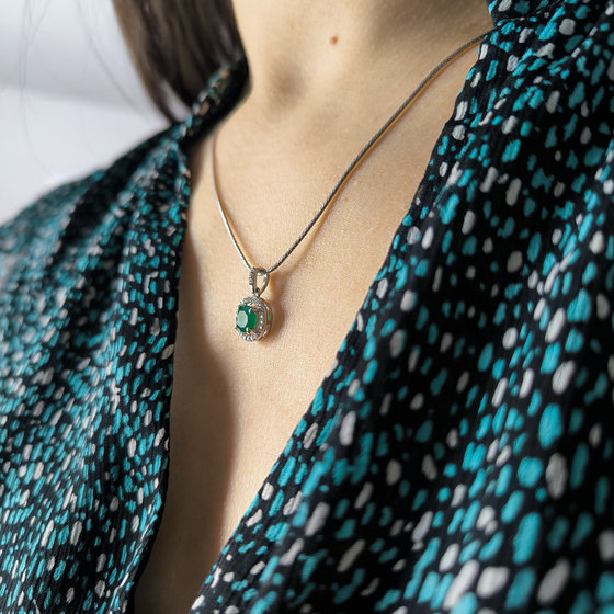 Серебряная подвеска с агатом 1.01ct, фианитами