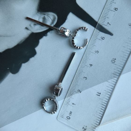 Серебряные серьги с гранатом 2.425ct