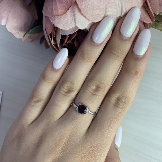 Серебряное кольцо с гранатом 0.918ct