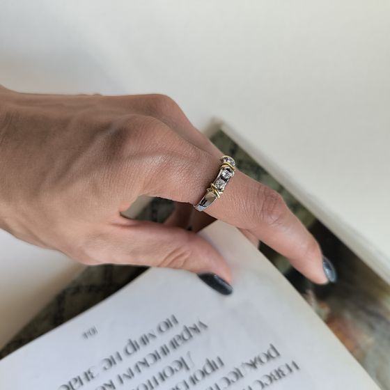 Серебряное кольцо с фианитами