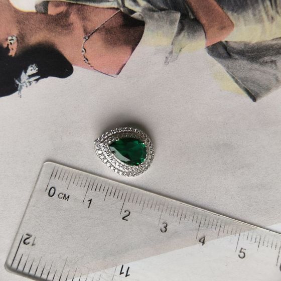 Серебряная подвеска с изумрудом nano 2.238ct