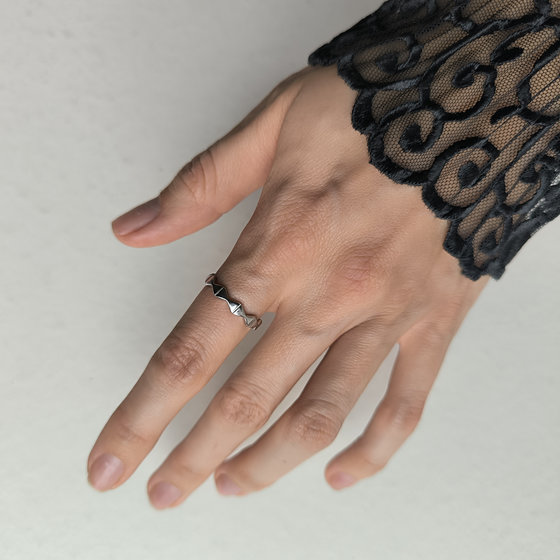 Серебряное кольцо без камней