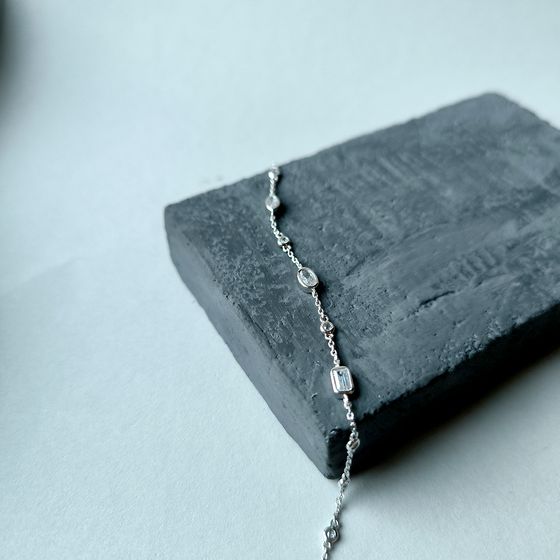 Серебряный браслет с фианитами Серебряный браслет с фианитами