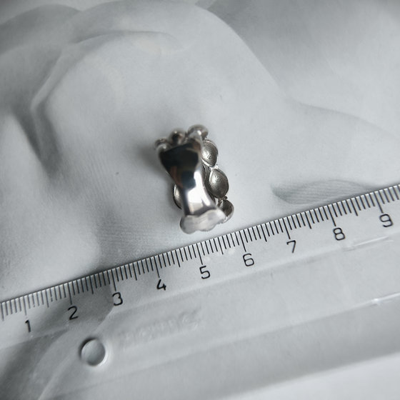 Серебряное кольцо без камней