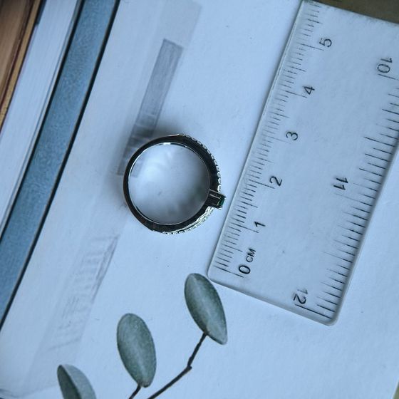 Серебряное кольцо с изумрудом nano 0.518ct