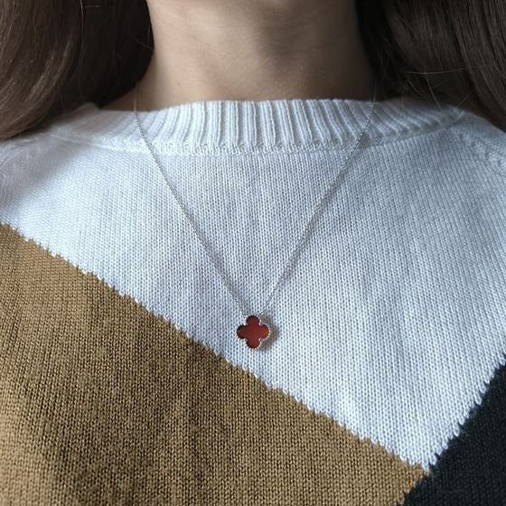 Серебряное колье с агатом