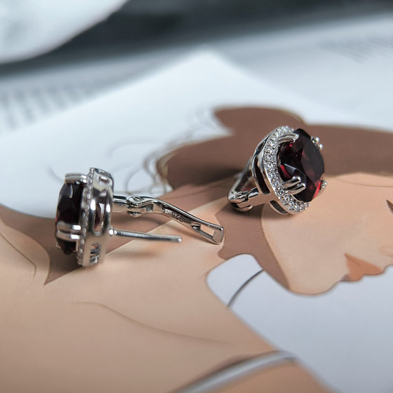 Серебряные серьги с гранатом nano 9.39ct
