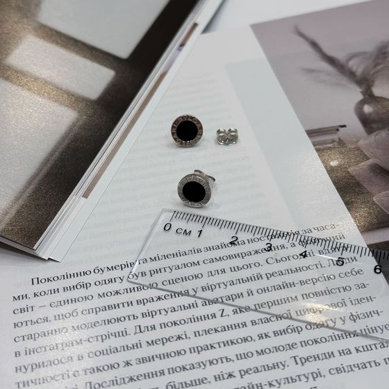 Серебряные серьги с ониксом