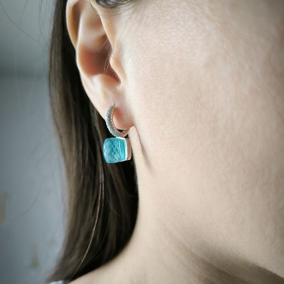 Серебряные серьги с фианитами