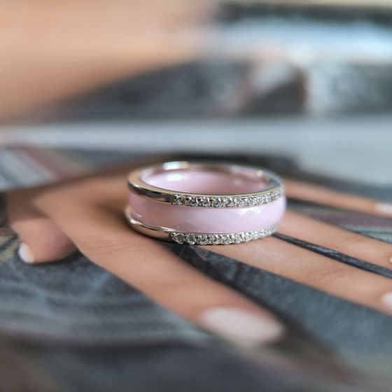 Серебряное кольцо с керамикой, фианитами