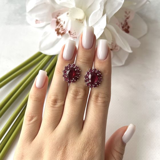 Серебряные серьги с рубином 5.59ct