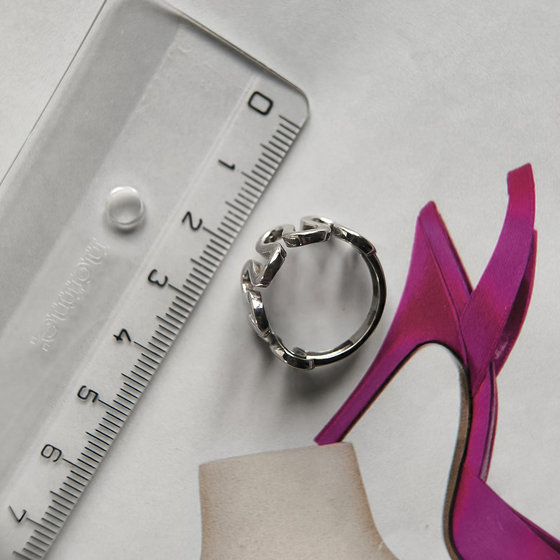 Серебряное кольцо без камней