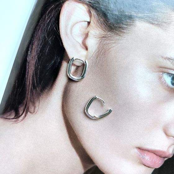 Серебряные серьги без камней Серебряные серьги без камней