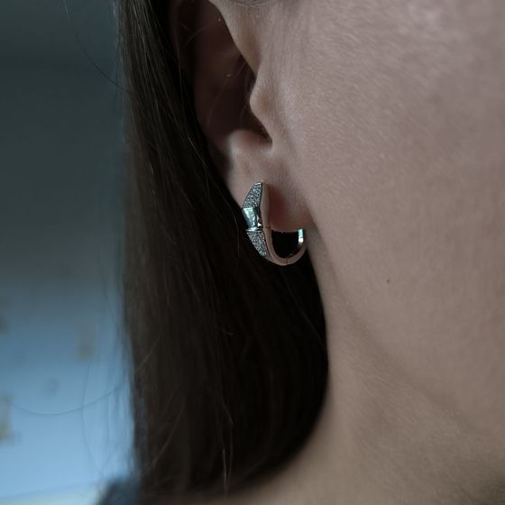 Серебряные серьги с фианитами