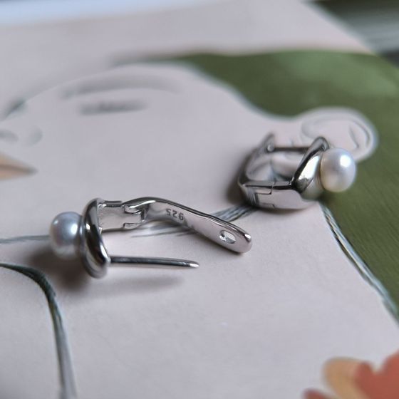 Серебряные серьги с жемчугом Серебряные серьги с жемчугом