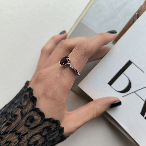 Серебряное кольцо с гранатом nano 2.34ct