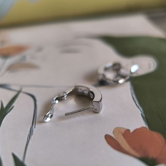 Серебряные серьги с фианитами