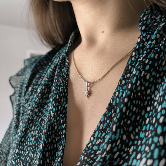 Серебряная подвеска без камней