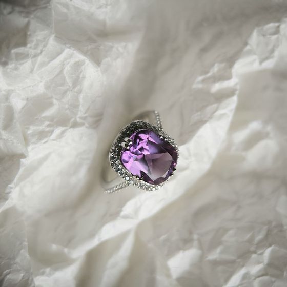 Серебряное кольцо с александритом 6.948ct