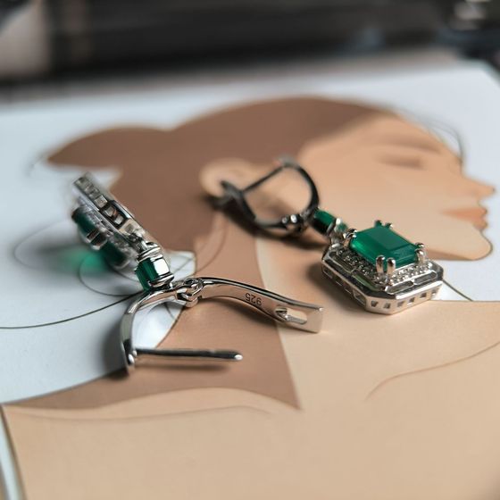 Серебряные серьги с агатом 2.617ct, фианитами