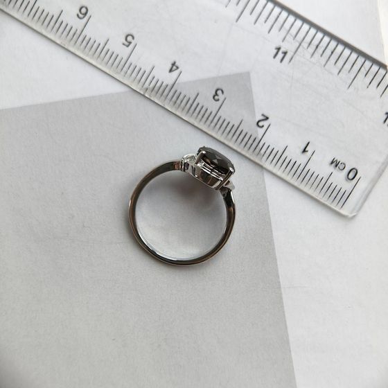 Серебряное кольцо с раухтопазом (дымчатым кварцем) 1.683ct