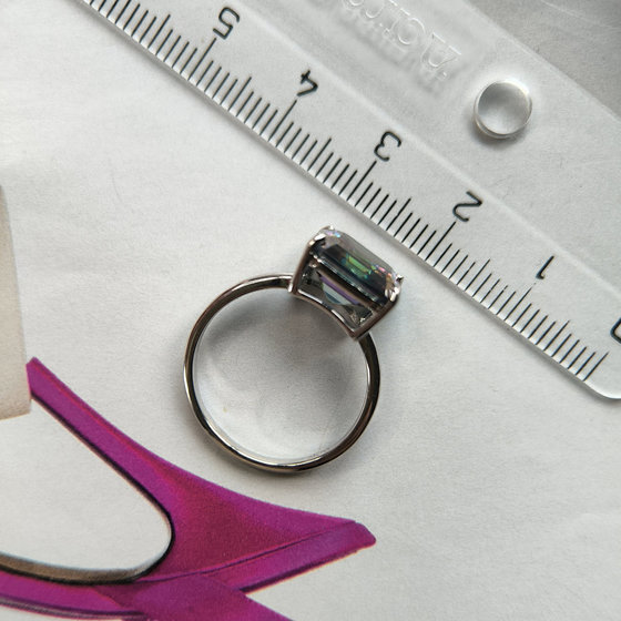 Серебряное кольцо с мистик топазом 8.56ct
