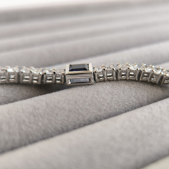 Серебряный браслет с сапфиром nano 9.25ct