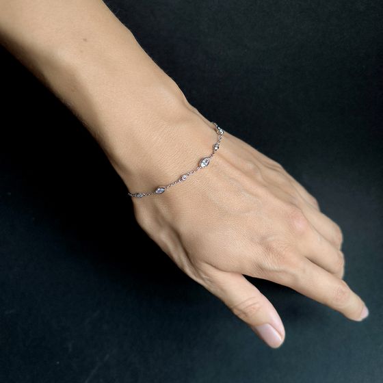 Серебряный браслет с фианитами Серебряный браслет с фианитами