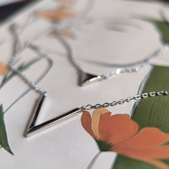 Серебряное колье без камней