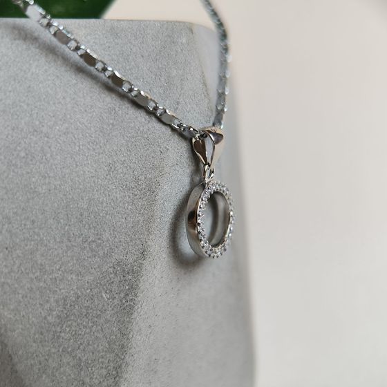 Серебряная подвеска с фианитами