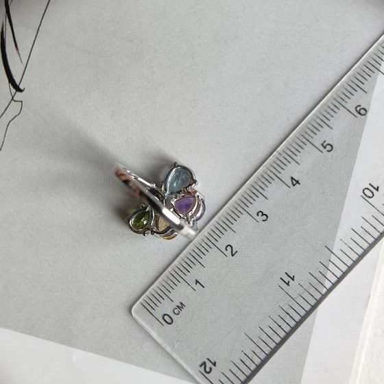 Серебряное кольцо с аметистом, топазом, цитрином, хризолітом