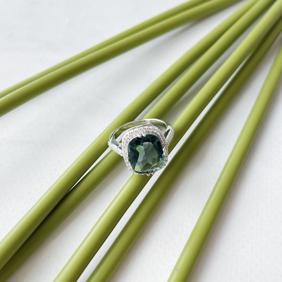 Серебряное кольцо с топазом Лондон Блю 4.973ct