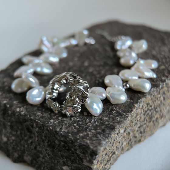 Серебряный браслет с жемчугом барочным