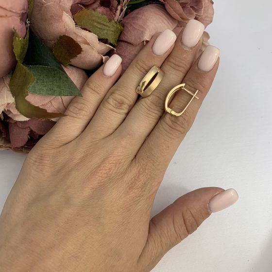 Золотые серьги без камней