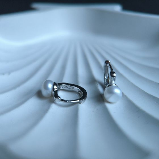 Серебряные серьги с жемчугом Серебряные серьги с жемчугом