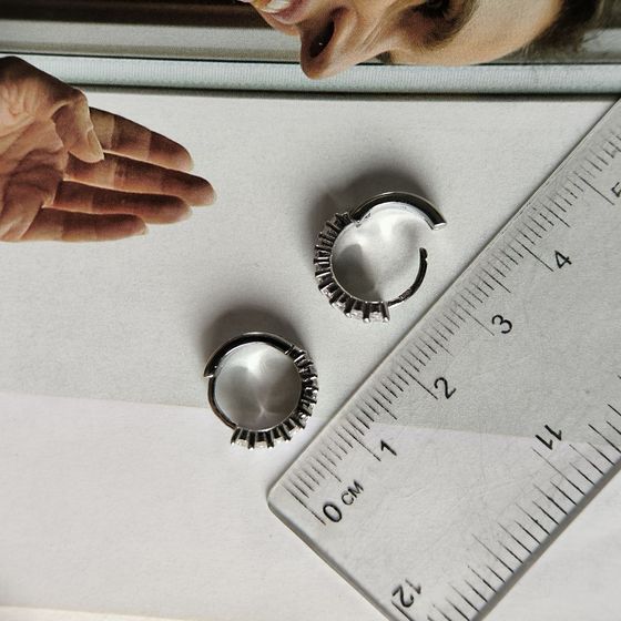 Серебряные серьги с фианитами