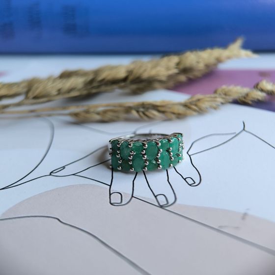 Серебряное кольцо с изумрудом 2.458ct