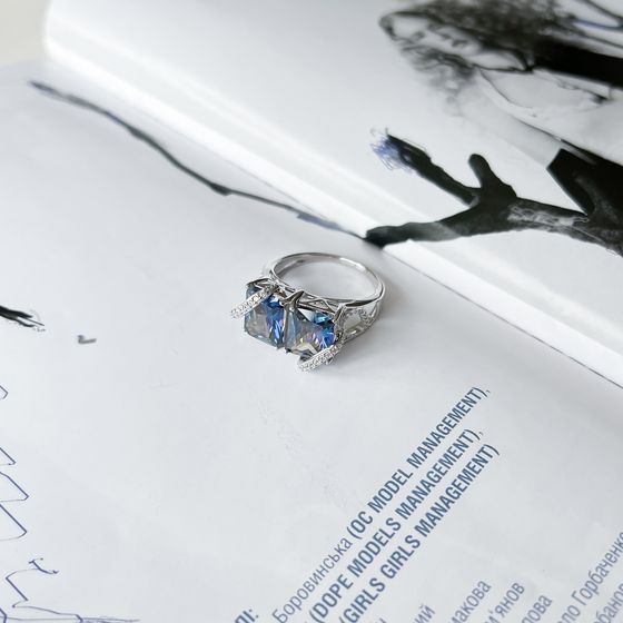 Серебряное кольцо с мистик топазом