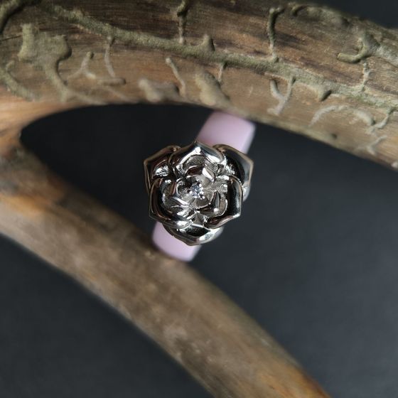 Серебряное кольцо с керамикой