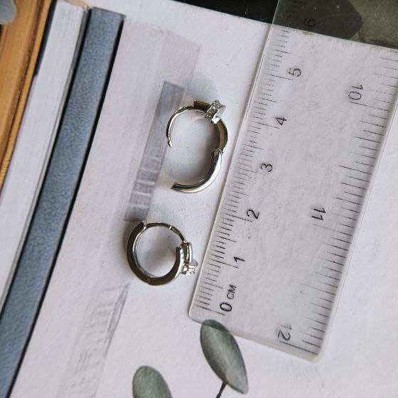 Серебряные серьги с фианитами