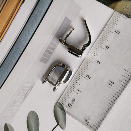 Серебряные серьги с сапфиром nano 2.917ct